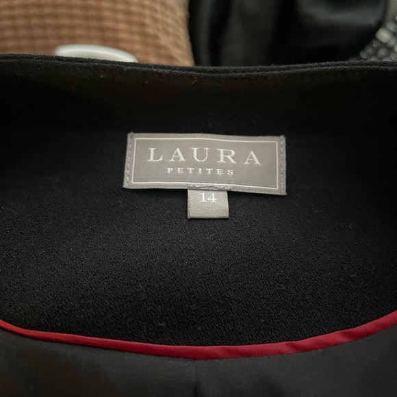 Laura Pant Suits - Picture 1 of 7